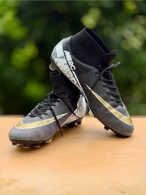 Silver and Gold High Top Soccer Cleats Men's 11.5 Unbranded